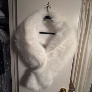 Classic White Faux Fur Wrap Scarf